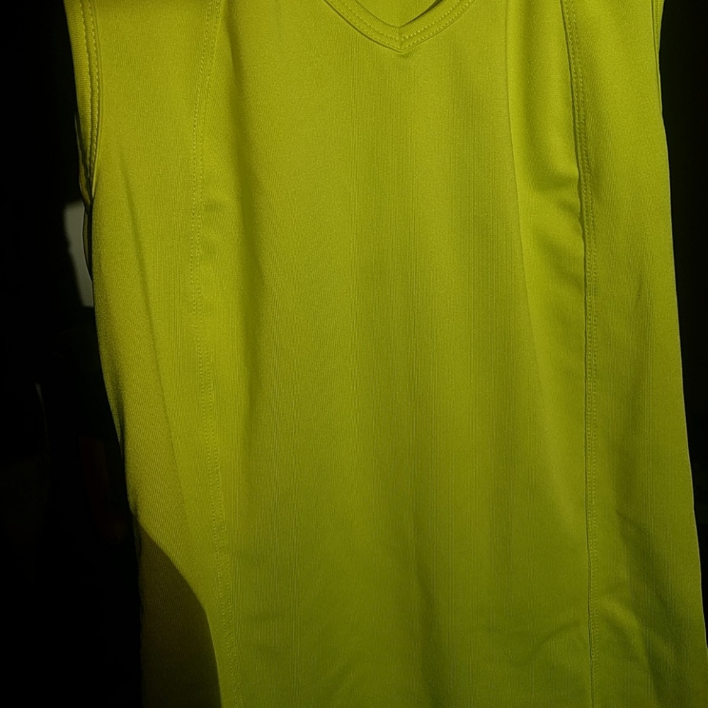 FINAL SALE Muscle tee - Picture 5 of 5